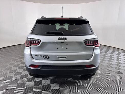 New 2026 Jeep Compass Limited image 8