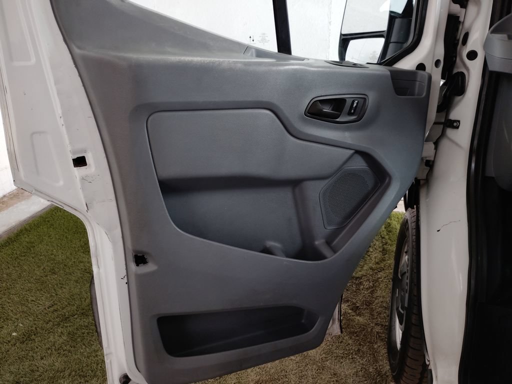 Used 2015 Ford Transit 250 148 High Roof RWD image 22