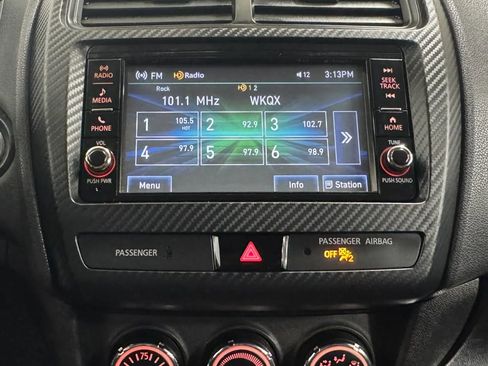 Used 2019 Mitsubishi Outlander Sport ES image 17