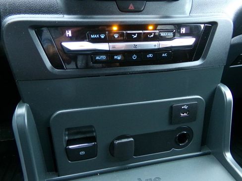 Used 2022 Ford Explorer 4WD Police Interceptor image 25