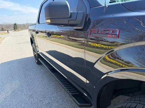 Used 2019 Ford F150 XLT w/ Equipment Group 302A Luxury image 36