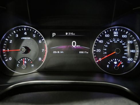 Used 2023 Kia Forte LXS image 15