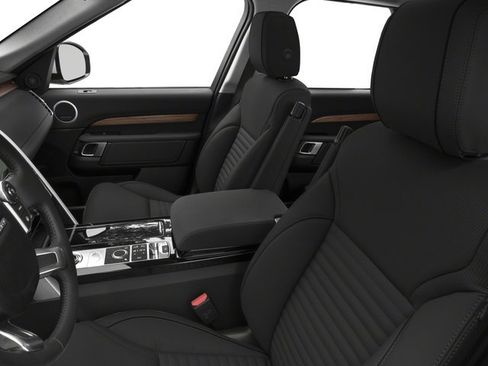 Used 2017 Land Rover Discovery HSE Luxury image 9