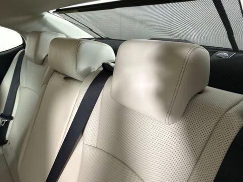 New 2025 Lexus ES 350 w/ Premium Package image 23