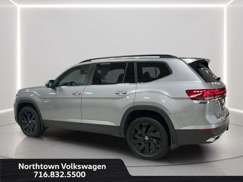 Certified 2026 Volkswagen Atlas SE AWD/4WD image 3