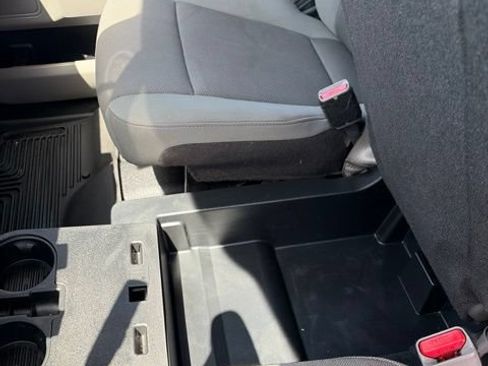 Used 2017 Ford F250 XL w/ Power Equipment Group AWD/4WD image 23