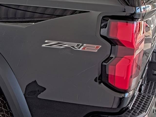 New 2026 Chevrolet Colorado ZR2 w/ Technology Package AWD/4WD image 10