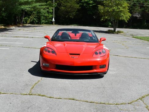 Used 2010 Chevrolet Corvette Grand Sport w/ Preferred Equipment Group RWD image 11