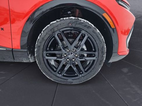 New 2026 Chevrolet Equinox EV RS image 9