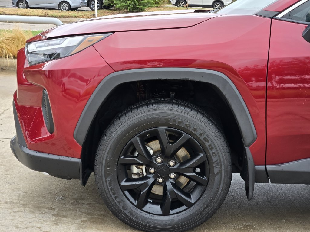 Certified 2024 Toyota RAV4 LE FWD image 7