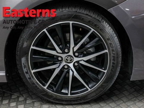 Used 2024 Toyota Camry SE image 30