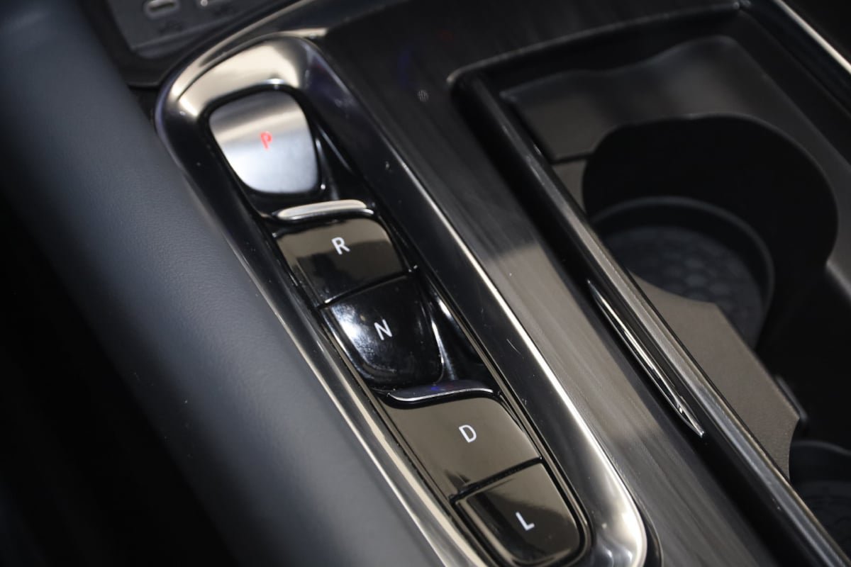 Used 2024 Buick Enclave Premium FWD image 6