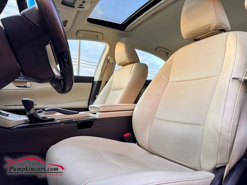 Used 2018 Lexus ES 350 w/ Navigation System Package image 6