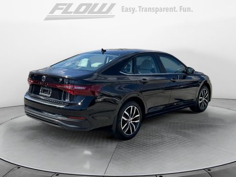 New 2026 Volkswagen Jetta SE image 7