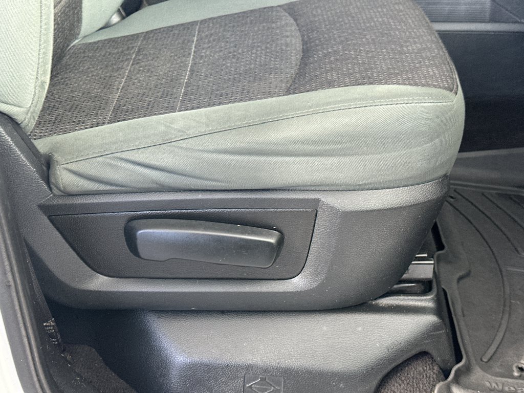 Used 2015 RAM 2500 SLT w/ Protection Group AWD/4WD image 23