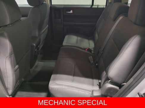 Used 2015 Ford Flex SE image 19
