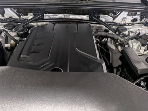 Used 2025 Audi Q5 Premium Plus w/ Premium Plus image 29