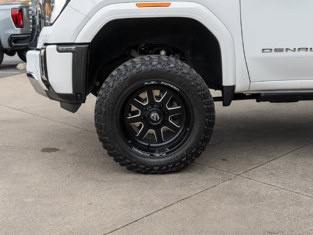Certified 2024 GMC Sierra 3500 Denali w/ Technology Package AWD/4WD image 32