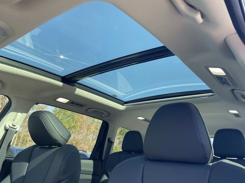 New 2025 Subaru Ascent Limited w/ Popular Package #2 image 10