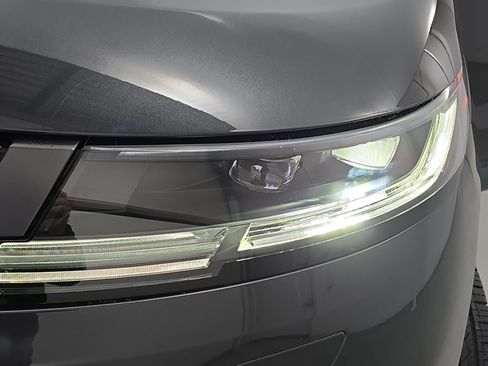 New 2026 Land Rover Range Rover Sport Dynamic SE image 32