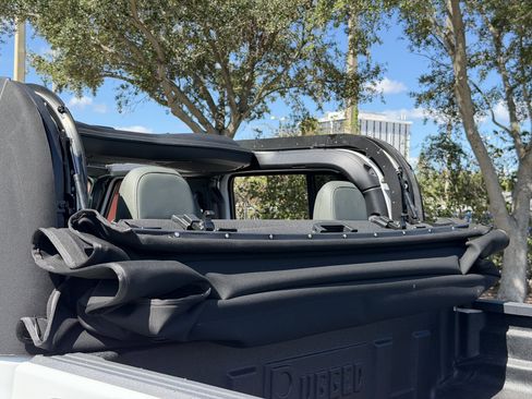 Used 2024 Jeep Gladiator Mojave image 48