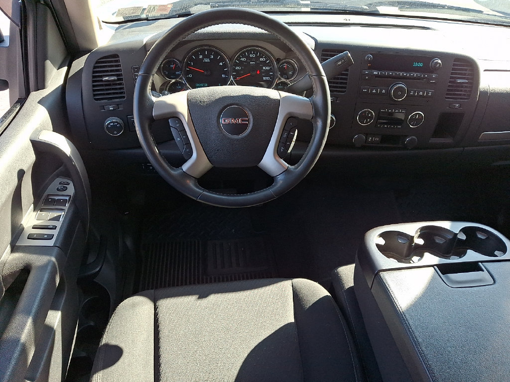 Used 2012 GMC Sierra 2500 SLE w/ SLE Preferred Package AWD/4WD image 2