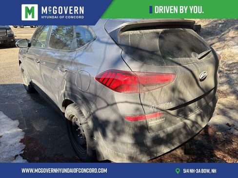 Used 2020 Hyundai Tucson SE w/ Cargo Package image 2