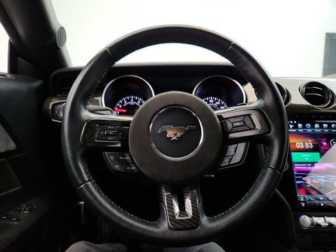 Used 2019 Ford Mustang Coupe RWD image 16