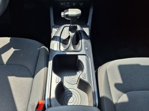 Used 2025 Kia K4 FWD image 29