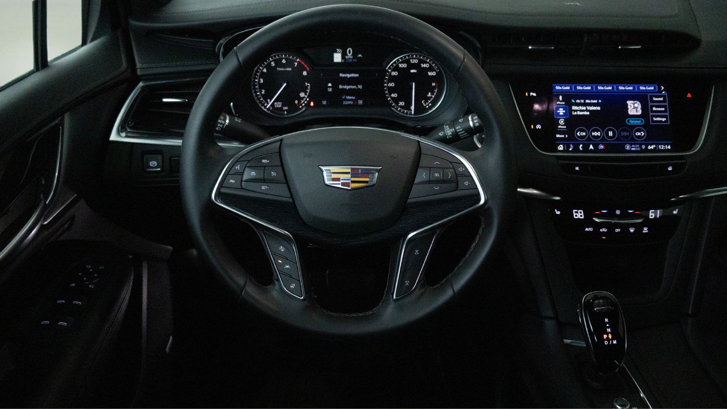 Used 2025 Cadillac XT5 Premium Luxury w/ LPO, Floor Liner Package AWD/4WD image 11