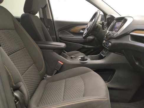 Used 2020 GMC Terrain SLE w/ Elevation Edition FWD image 21