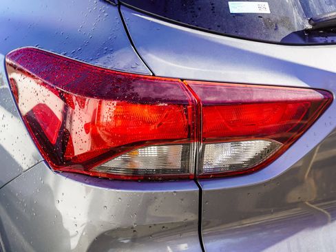 Used 2021 Chevrolet TrailBlazer LT w/ Convenience Package image 16