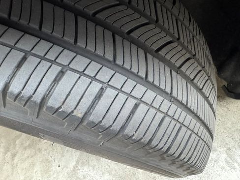 Used 2022 Ford Explorer ST-Line image 32