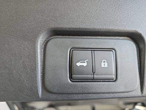 New 2026 Nissan Rogue SV FWD image 13