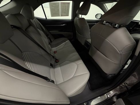 Certified 2023 Toyota Camry SE image 6