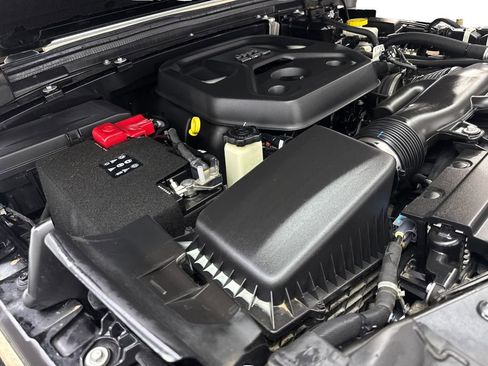 Used 2018 Jeep Wrangler Unlimited Rubicon AWD/4WD image 76