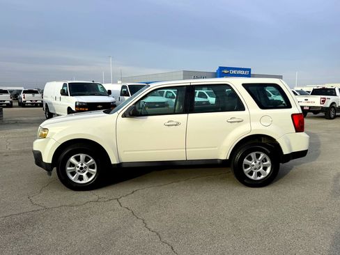 Used 2011 MAZDA Tribute i Sport image 11