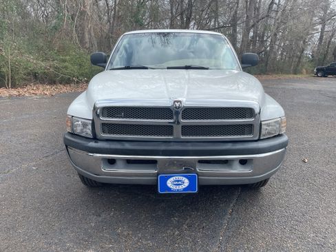 Used 2000 Dodge Ram 2500 Truck SLT image 8