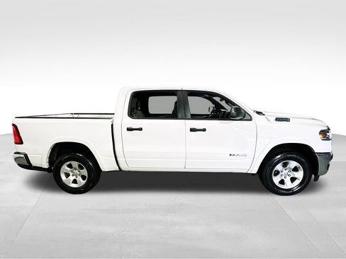 Used 2025 RAM 1500 Big Horn AWD/4WD image 10