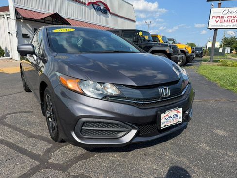 Used 2015 Honda Civic EX image 4