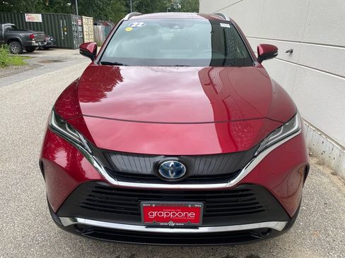 Used 2022 Toyota Venza XLE AWD/4WD image 6