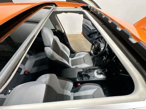 Used 2018 Subaru Crosstrek 2.0i Premium AWD/4WD image 6
