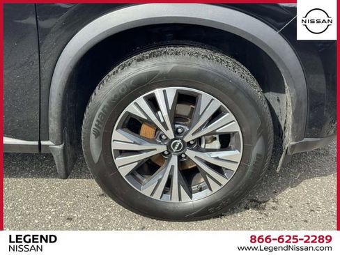 Used 2023 Nissan Rogue SV image 10