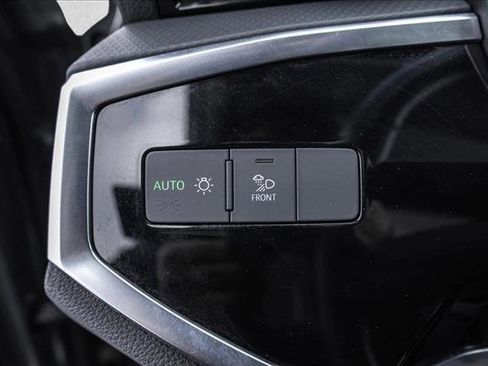 Used 2020 Audi Q3 2.0T Premium Plus image 13