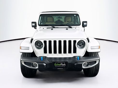 Used 2023 Jeep Wrangler Sahara w/ Cold Weather Group image 2