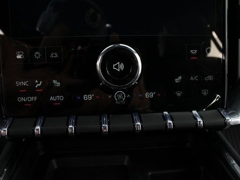 New 2026 GMC Acadia Elevation w/ Elevation Premium Package image 8