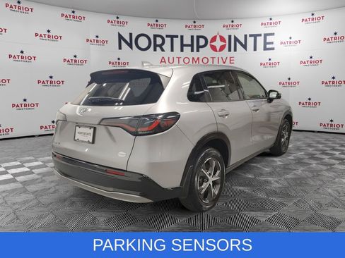 Used 2023 Honda HR-V EX-L image 11