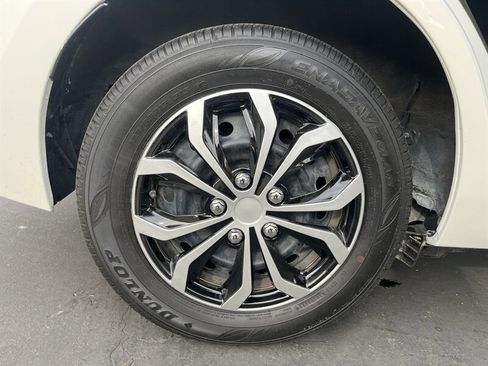 Used 2016 Toyota Corolla L image 17