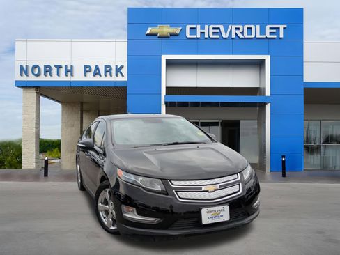 Used 2012 Chevrolet Volt Premium w/ Premium Trim Package image 1