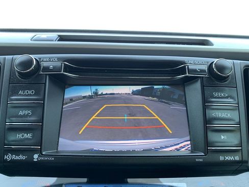 Used 2018 Toyota RAV4 XLE image 22